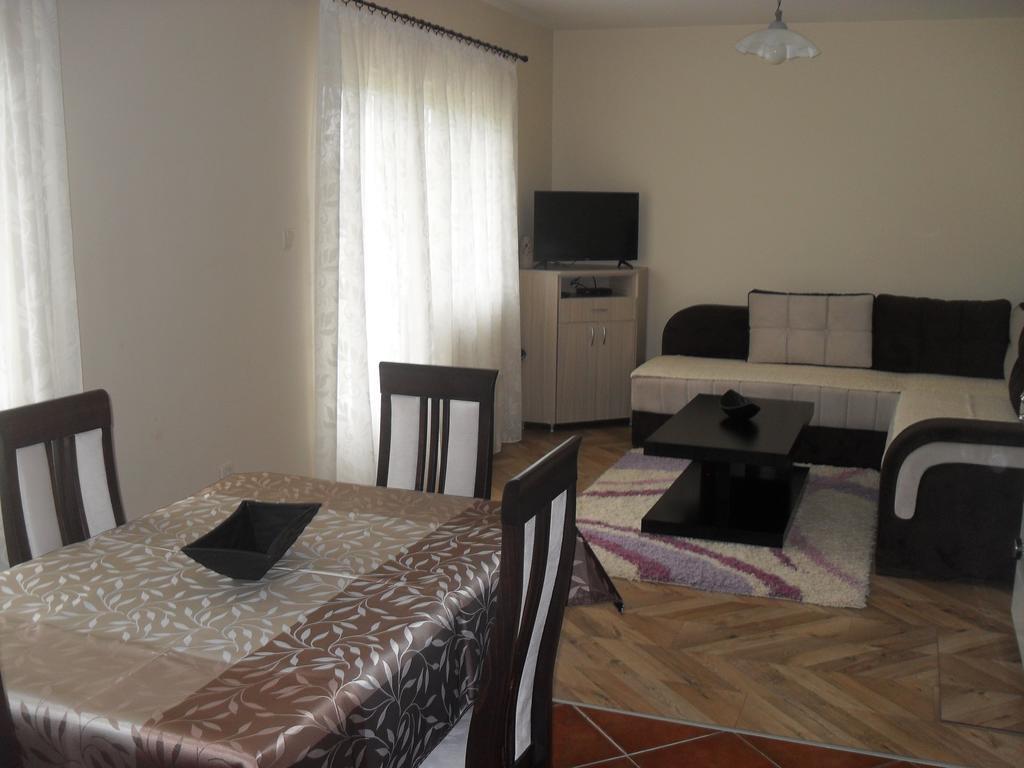 Guest House Baranin Pitomine Žabljak Exterior foto